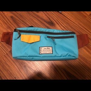 Colorful Kavu Kiyo Carryall Waist/Shoulder Bag